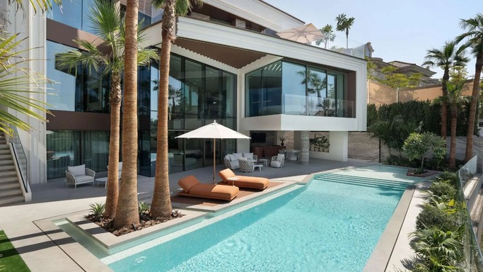 Family Villas for Sale Dubai