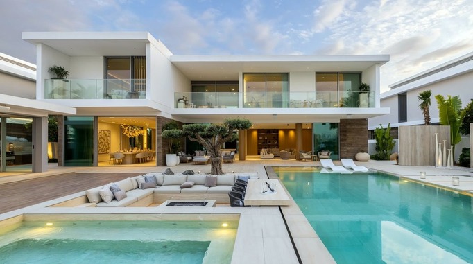 Dubai Property Experts for Luxury Buyers